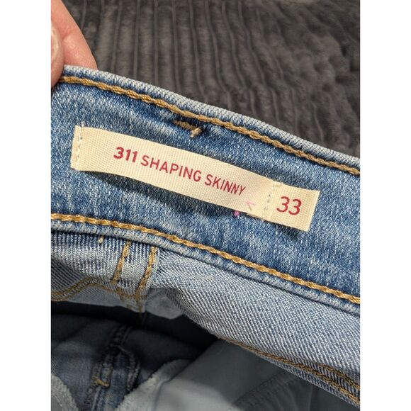 Levi's 311 Shaping Skinny Jeans Women's 33 Mid Rise Light Wash Stretch Denim - Picture 9 of 10